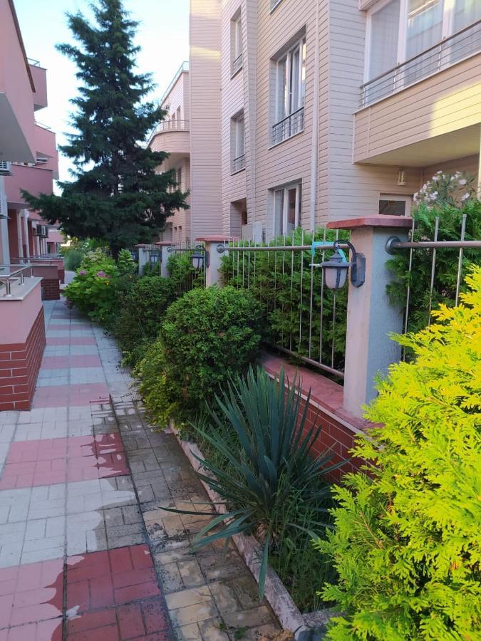 Apartment In Complex Tara Ravda Esterno foto